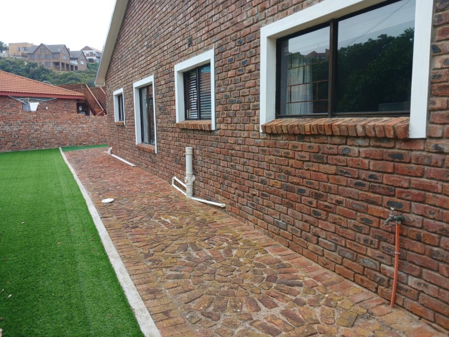 5 Bedroom Property for Sale in Dana Bay Western Cape